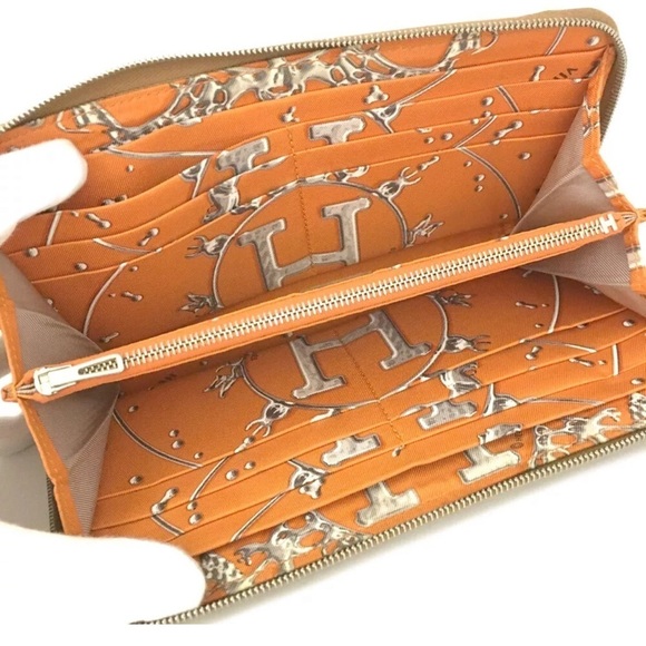 HERMES Azap Silk In Veau Epsom Leather Zip Around Long Wallet - Picture 4 of 7
